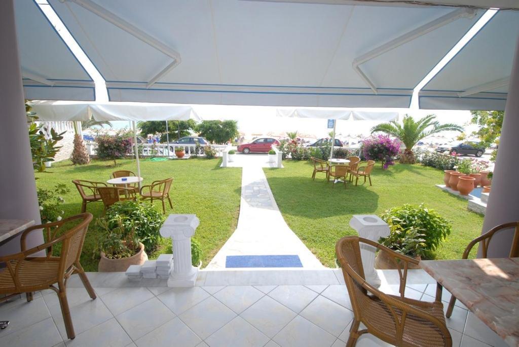 Hotel Olympiada Vrachos Bagian luar foto