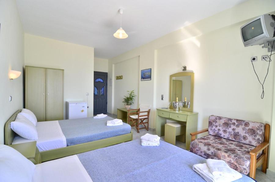 Hotel Olympiada Vrachos Bagian luar foto